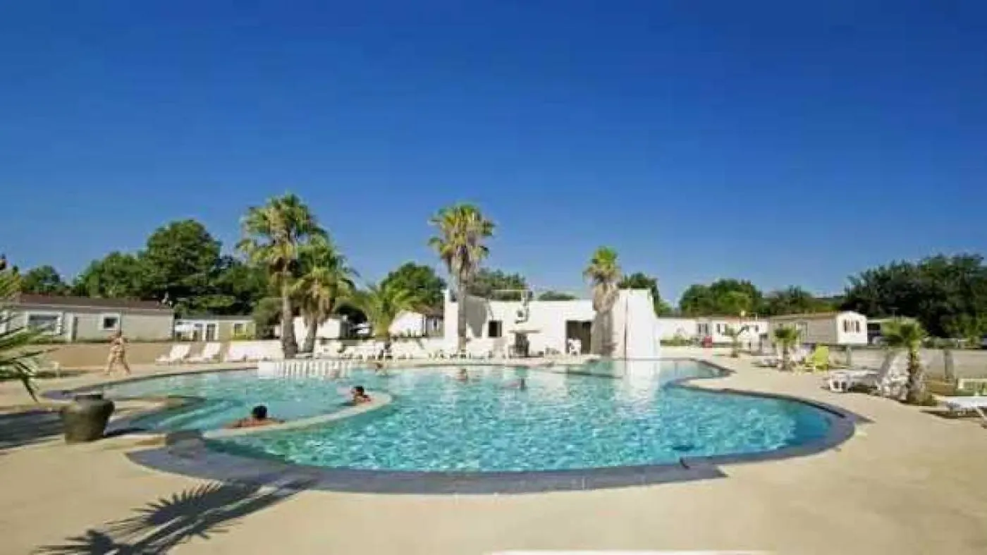 مكان تخييم Camping 4 Etoiles - Parc Aquatique - Eece0C غريمو فرنسا