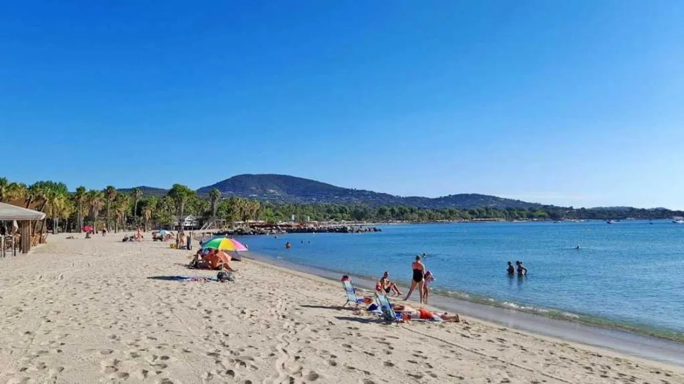 Camping 4 Etoiles - Parc Aquatique - Eece0C غريمو